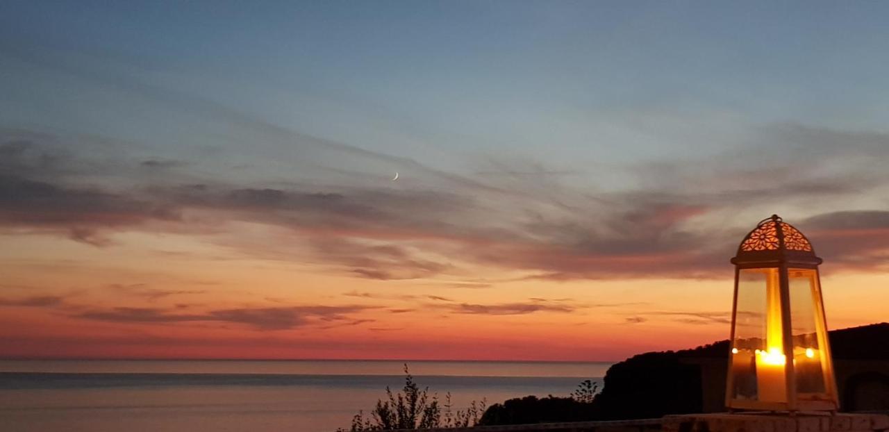 La Suite Del Faro Di Botis Valeria Scalea Dış mekan fotoğraf